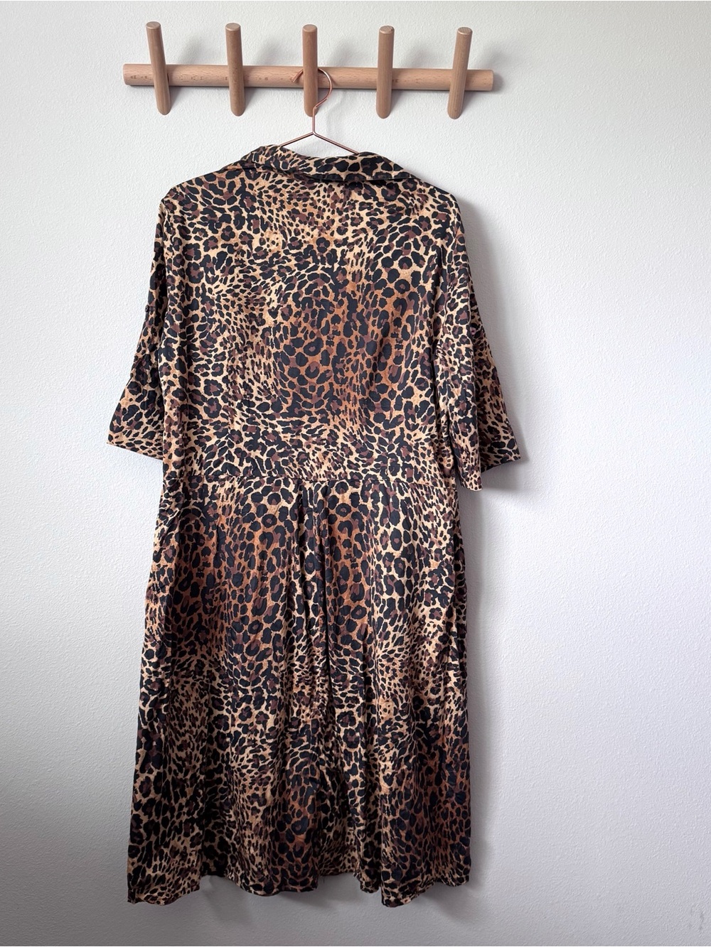 Lafayette 148 Leopard Print Button-Front Midi Dress - Brown & Black - Picture 8 of 10